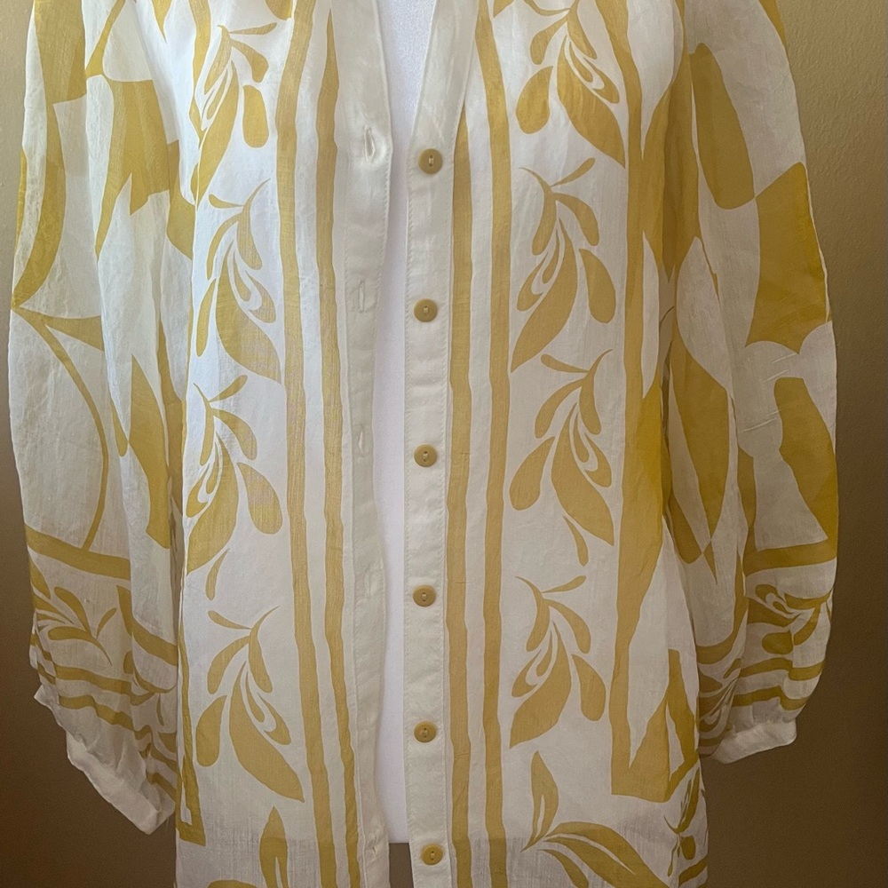 Fig and Flower White and Yellow Blouse